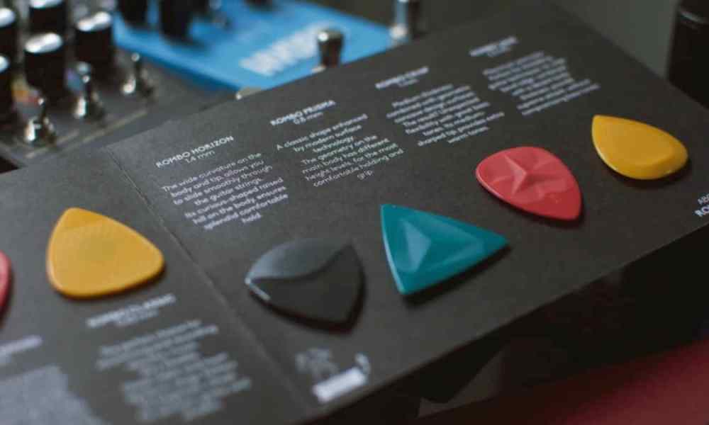 Rombo Picks Review: Striking the Perfect Chord Between Quality and Innovation